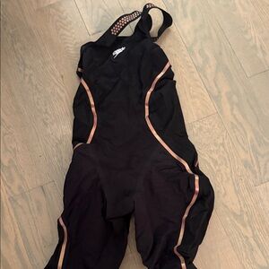 Speedo Pure Intent Women’s Closed back size 23